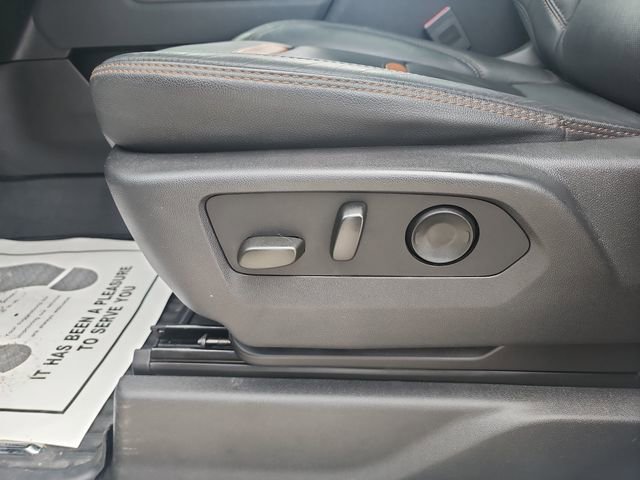 Used 2024 GMC Sierra 2500 AT4 w/ AT4 Premium Plus Package image 15
