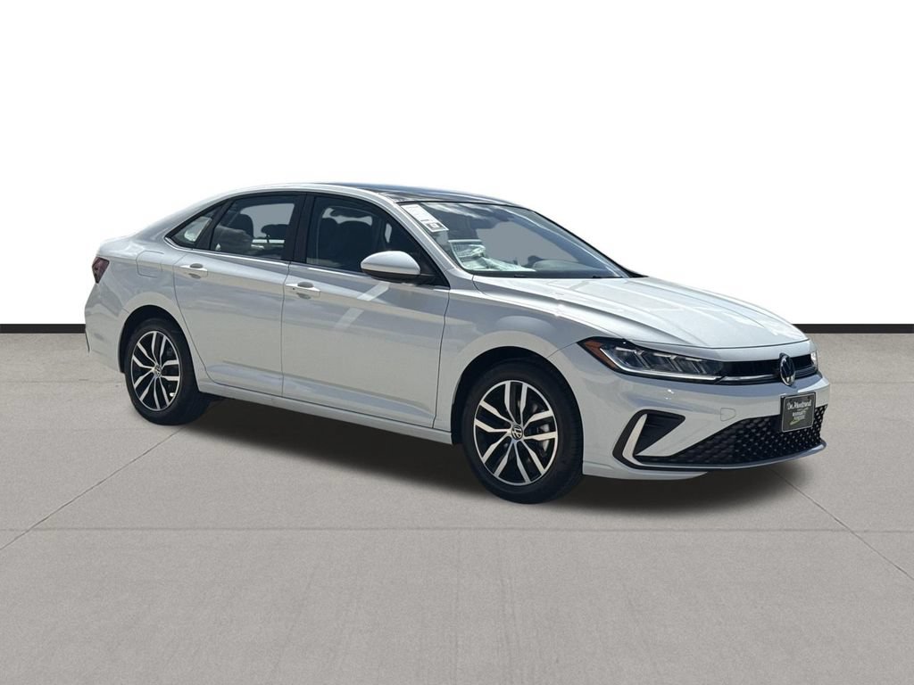 New 2026 Volkswagen Jetta SE FWD image 3
