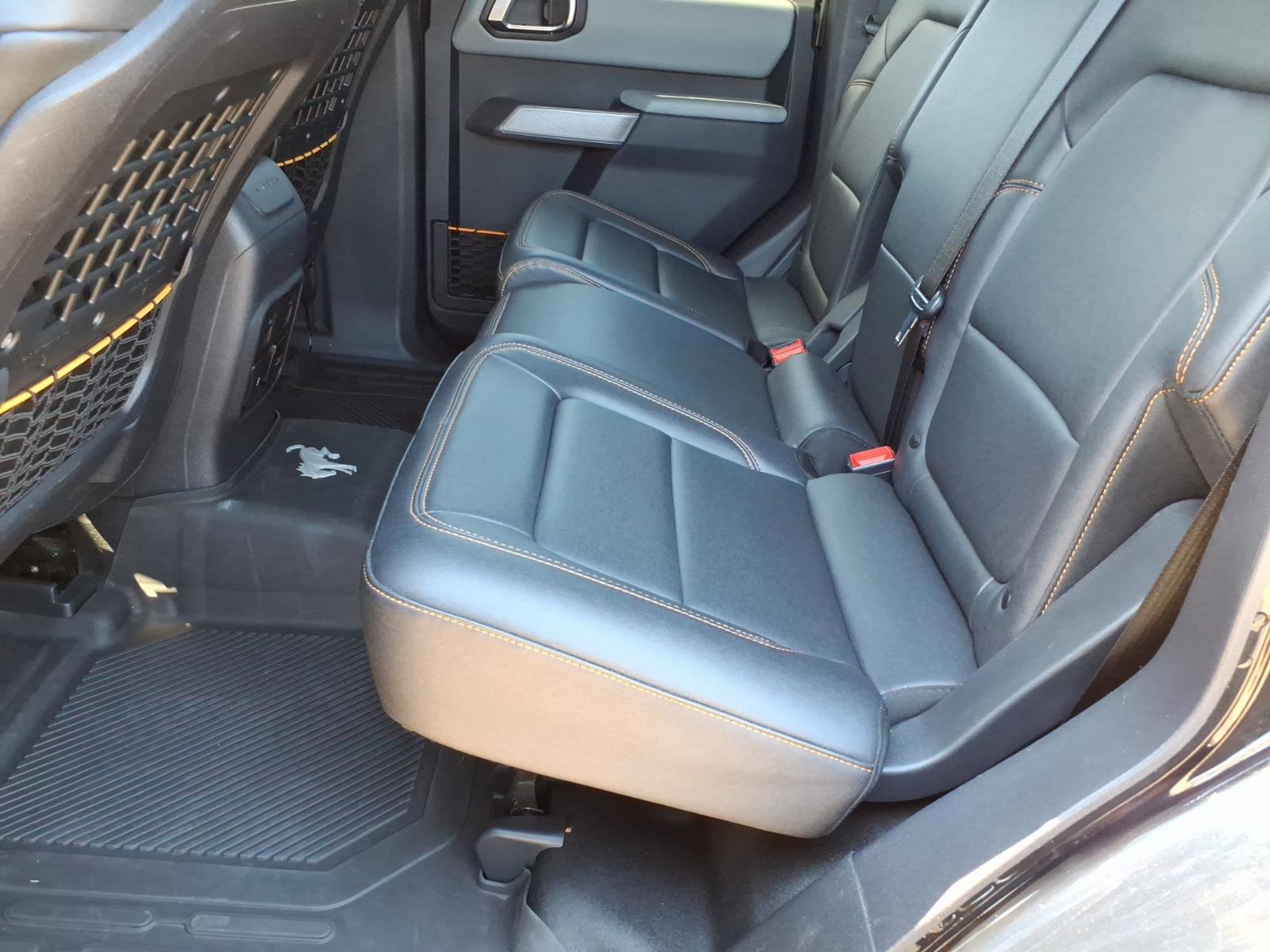 Used 2022 Ford Bronco Badlands AWD/4WD image 11
