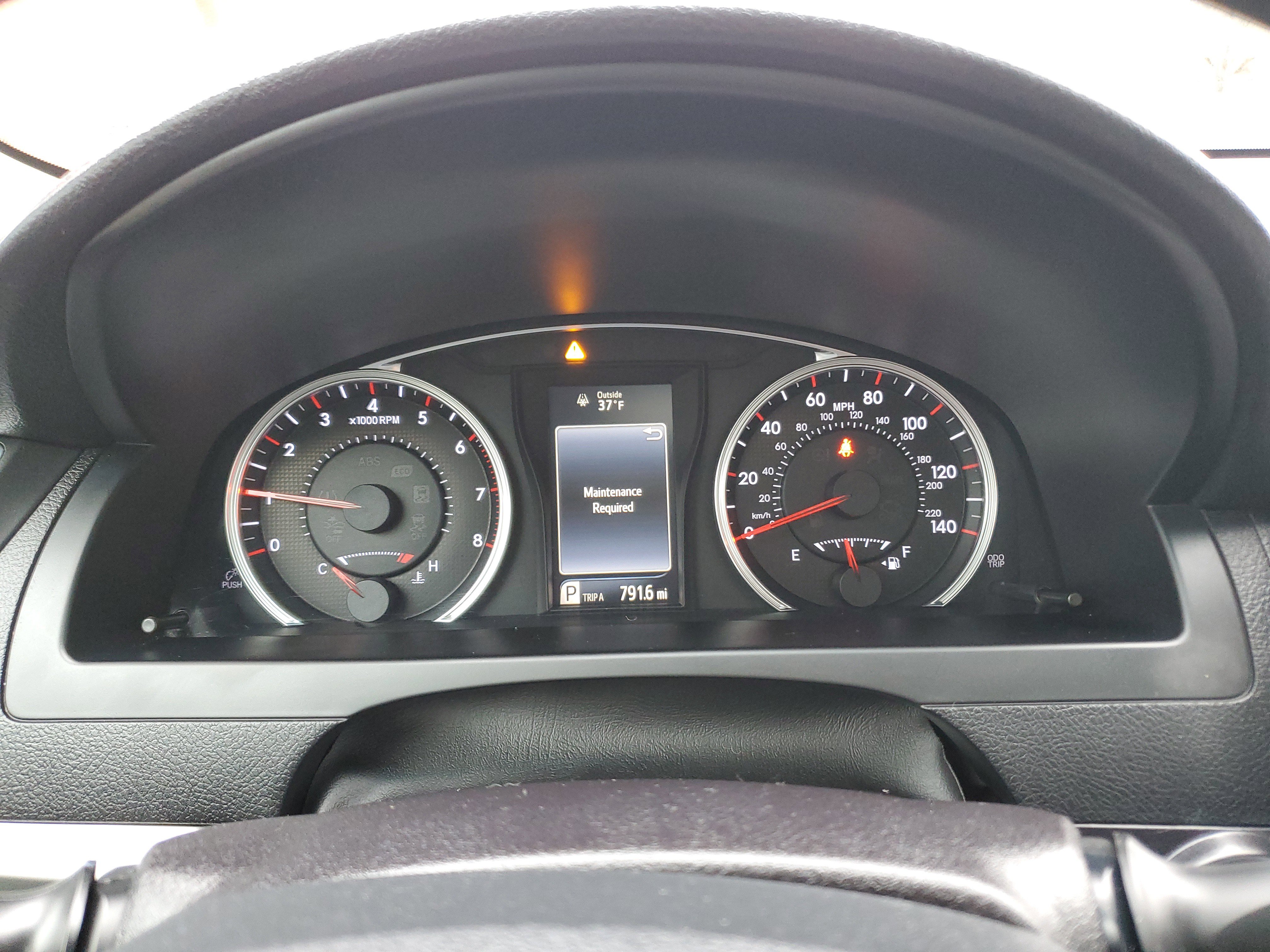 Used 2017 Toyota Camry XSE image 18