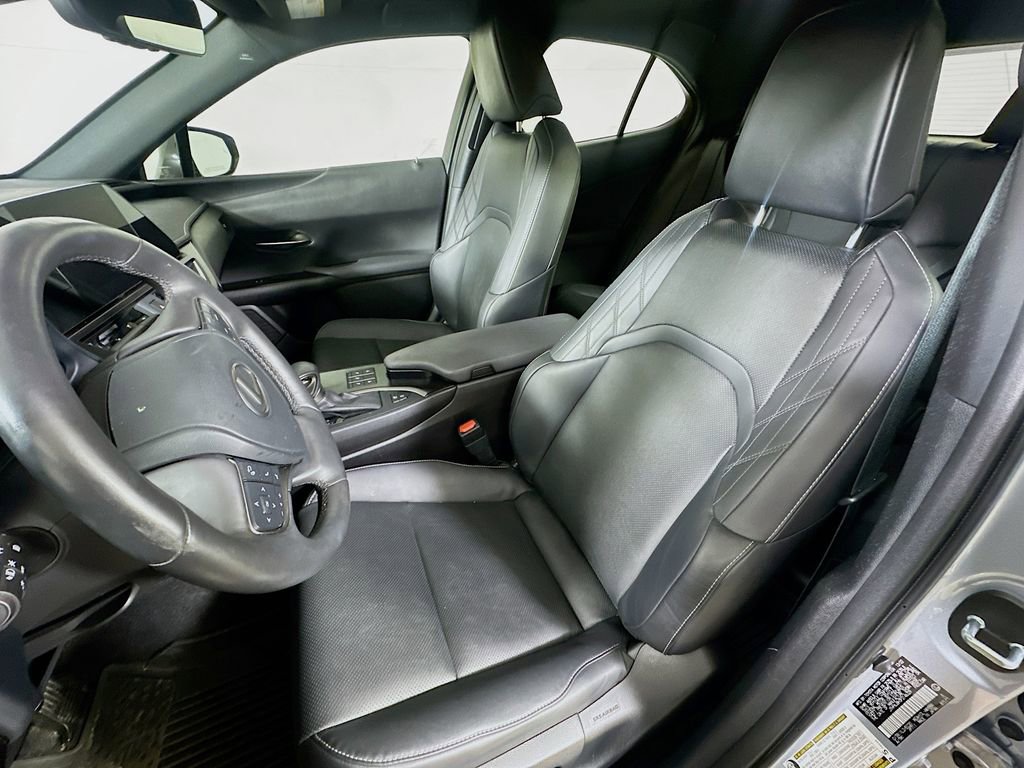 Used 2023 Lexus UX 250h FWD w/ Accessory Package (Z1) image 15