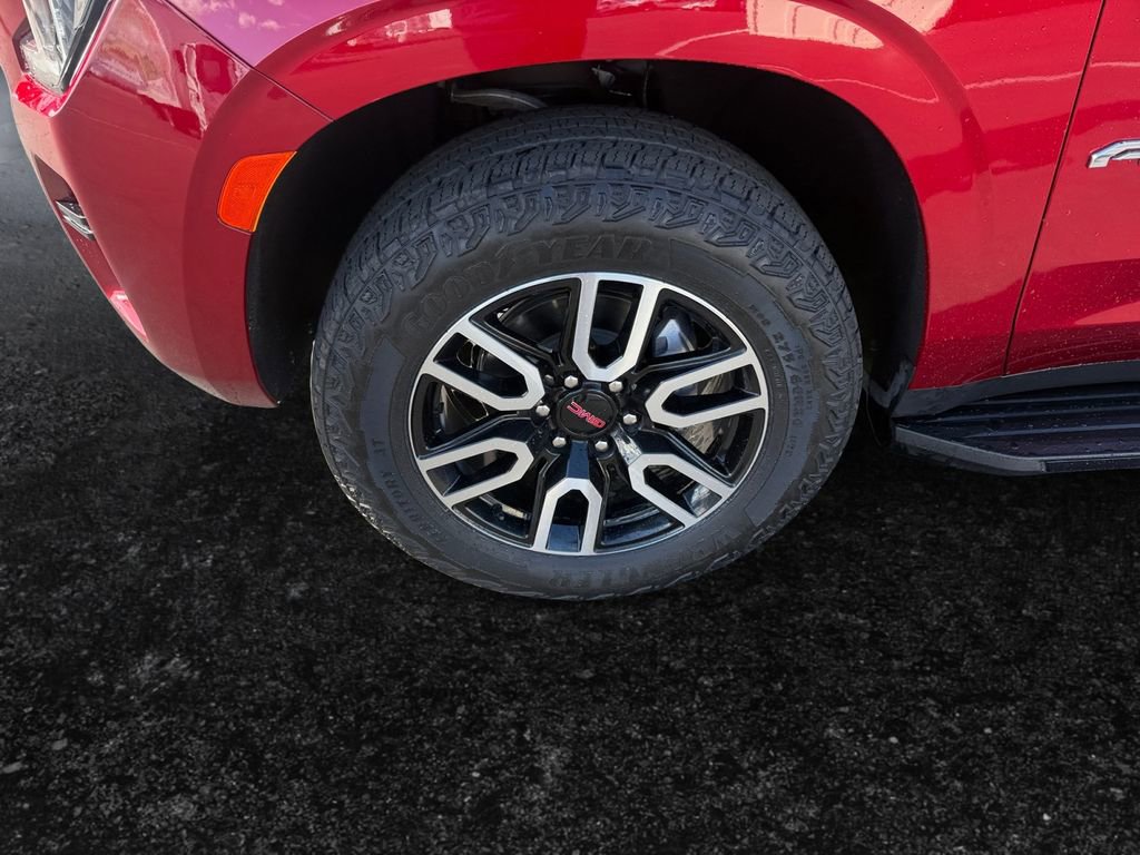 Certified 2024 GMC Yukon AT4 image 9