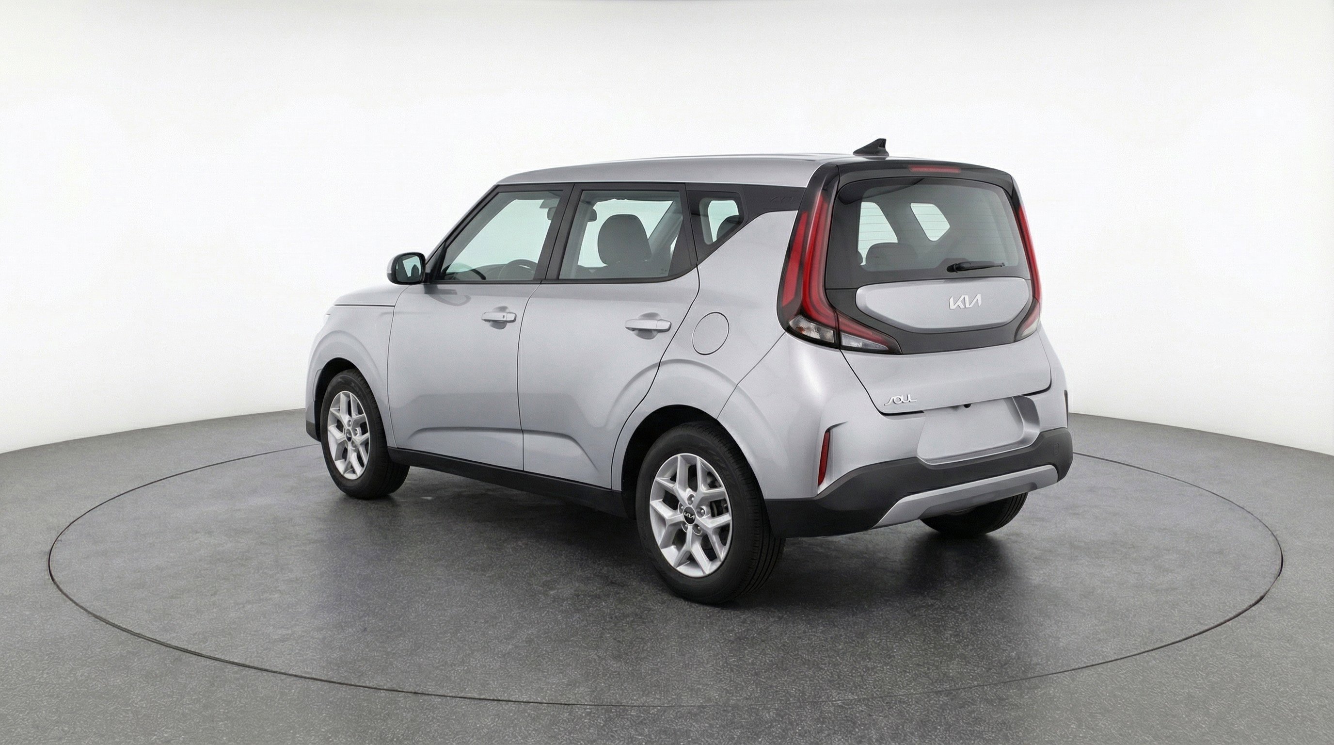 Used 2025 Kia Soul LX w/ LX Technology Package image 6