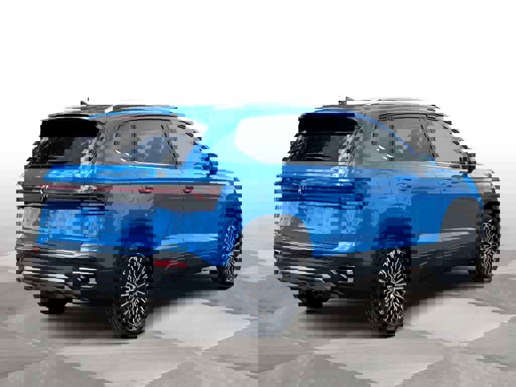 Used 2025 Volkswagen Taos SE image 8