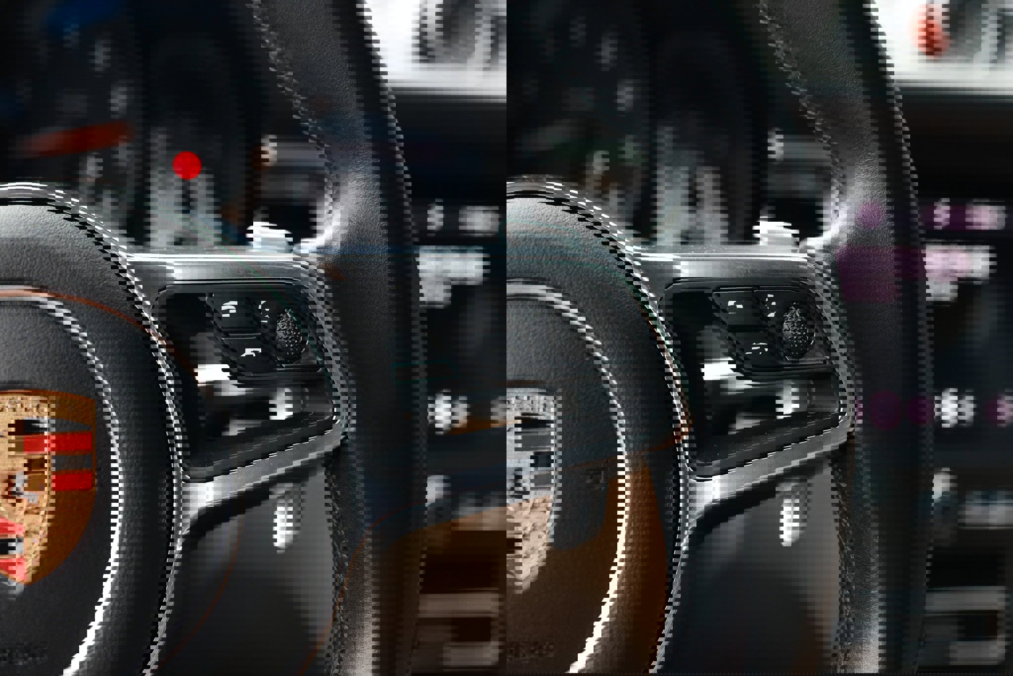 Used 2020 Porsche Macan image 33