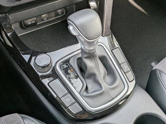 Used 2025 Kia Seltos S image 12