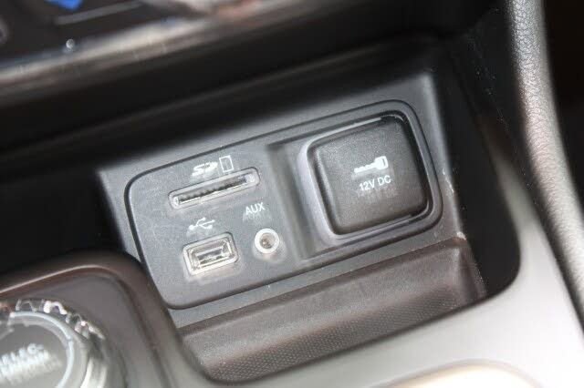 Used 2014 Jeep Cherokee Limited image 24