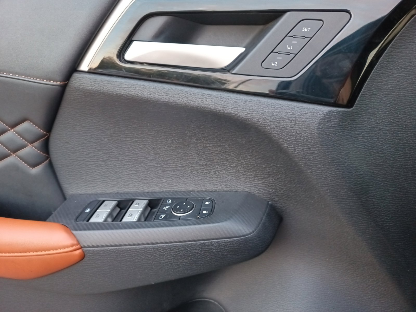 Used 2022 Mitsubishi Outlander SEL image 24