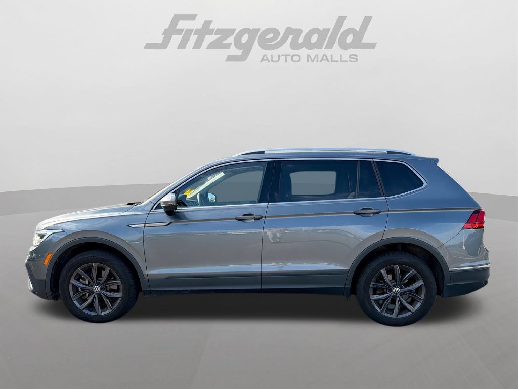 Used 2023 Volkswagen Tiguan SE AWD/4WD image 6