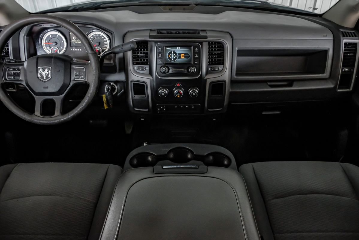 Used 2017 RAM 2500 Tradesman w/ Chrome Appearance Group image 13