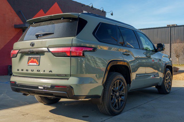 Used 2026 Toyota Sequoia Platinum image 5