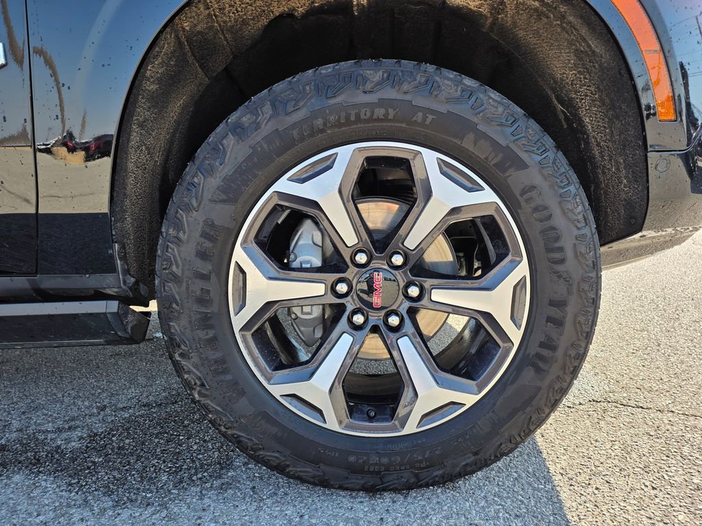 Used 2025 GMC Yukon XL AT4 Ultimate image 31