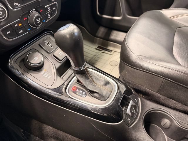 Used 2020 Jeep Compass Limited w/ Safety & Security Group AWD/4WD image 32