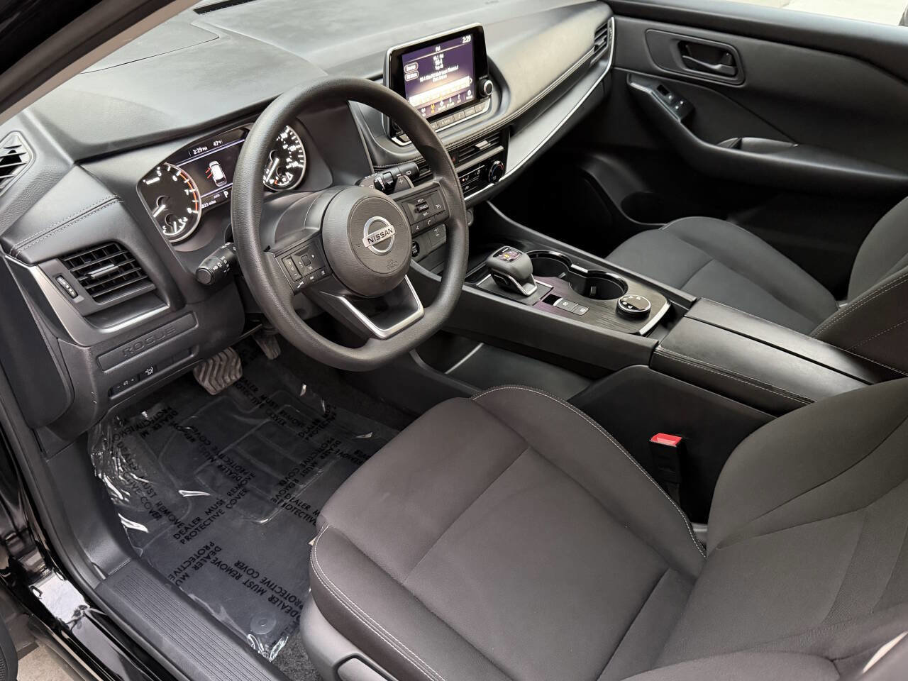 Used 2024 Nissan Rogue S image 13