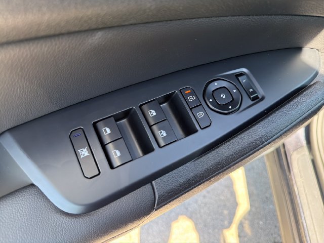 New 2027 Kia Sportage SX FWD image 17