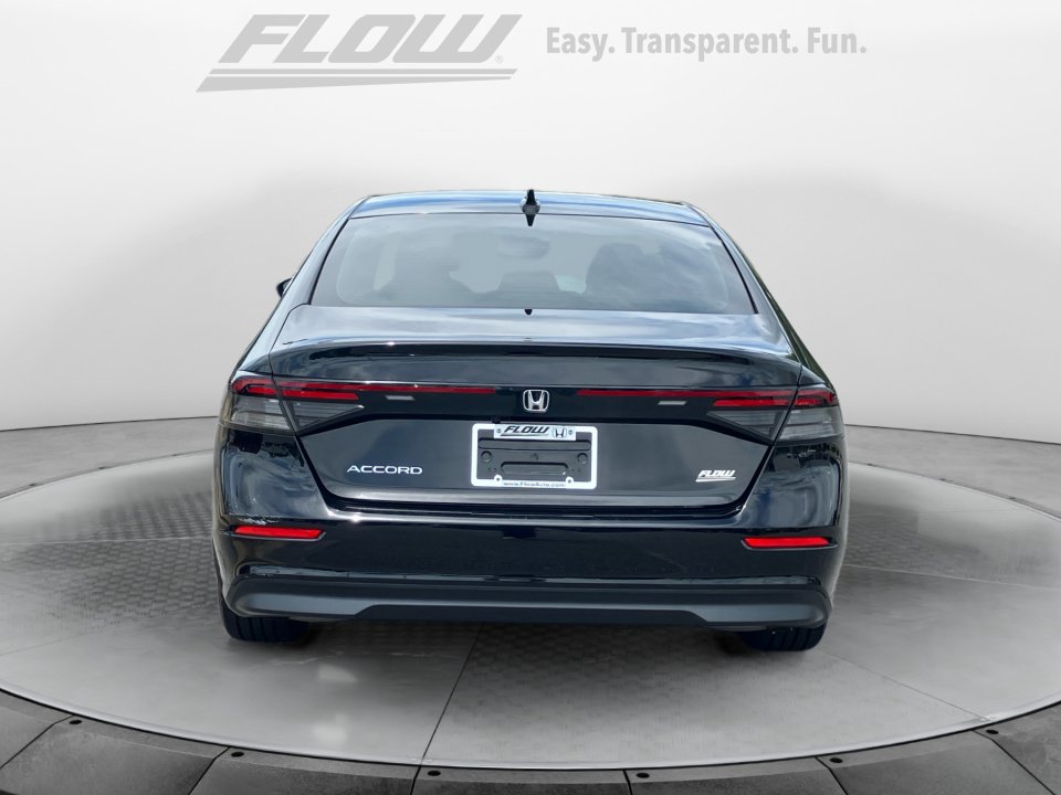 Used 2023 Honda Accord EX image 8