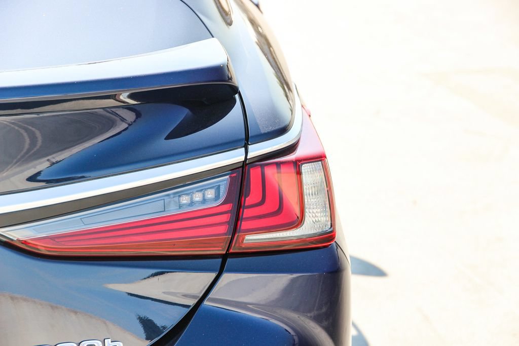 Used 2019 Lexus ES 300h w/ Premium Package FWD image 7