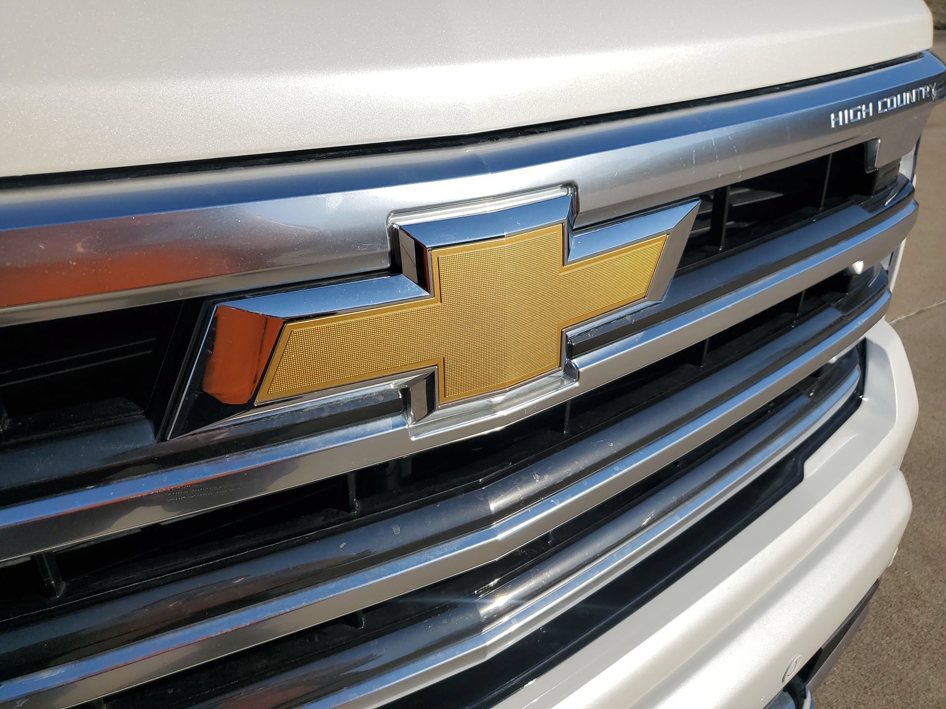 Used 2025 Chevrolet Silverado 1500 High Country w/ High Country Premium Package AWD/4WD image 38