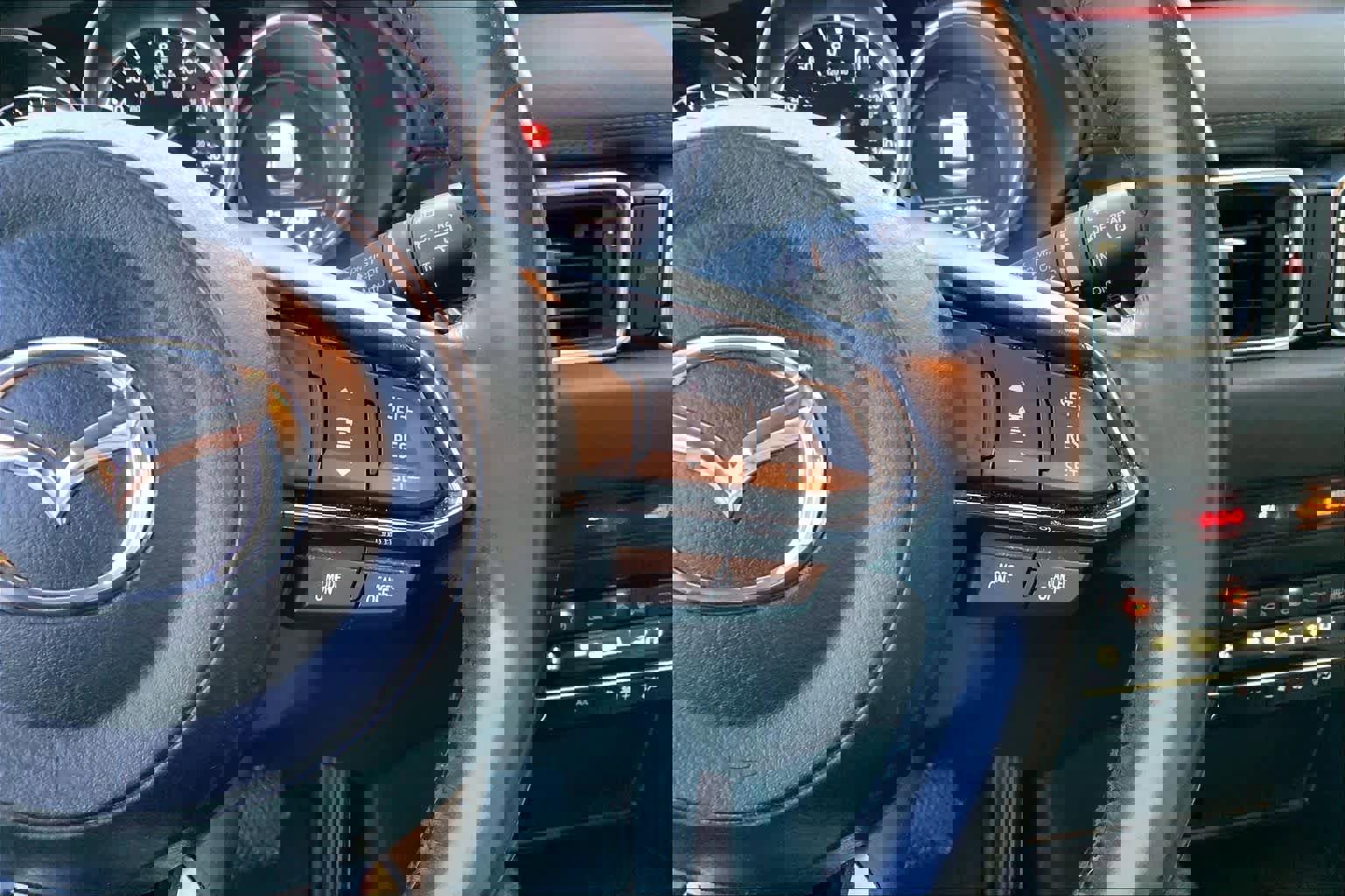 Used 2019 MAZDA CX-5 Touring image 24