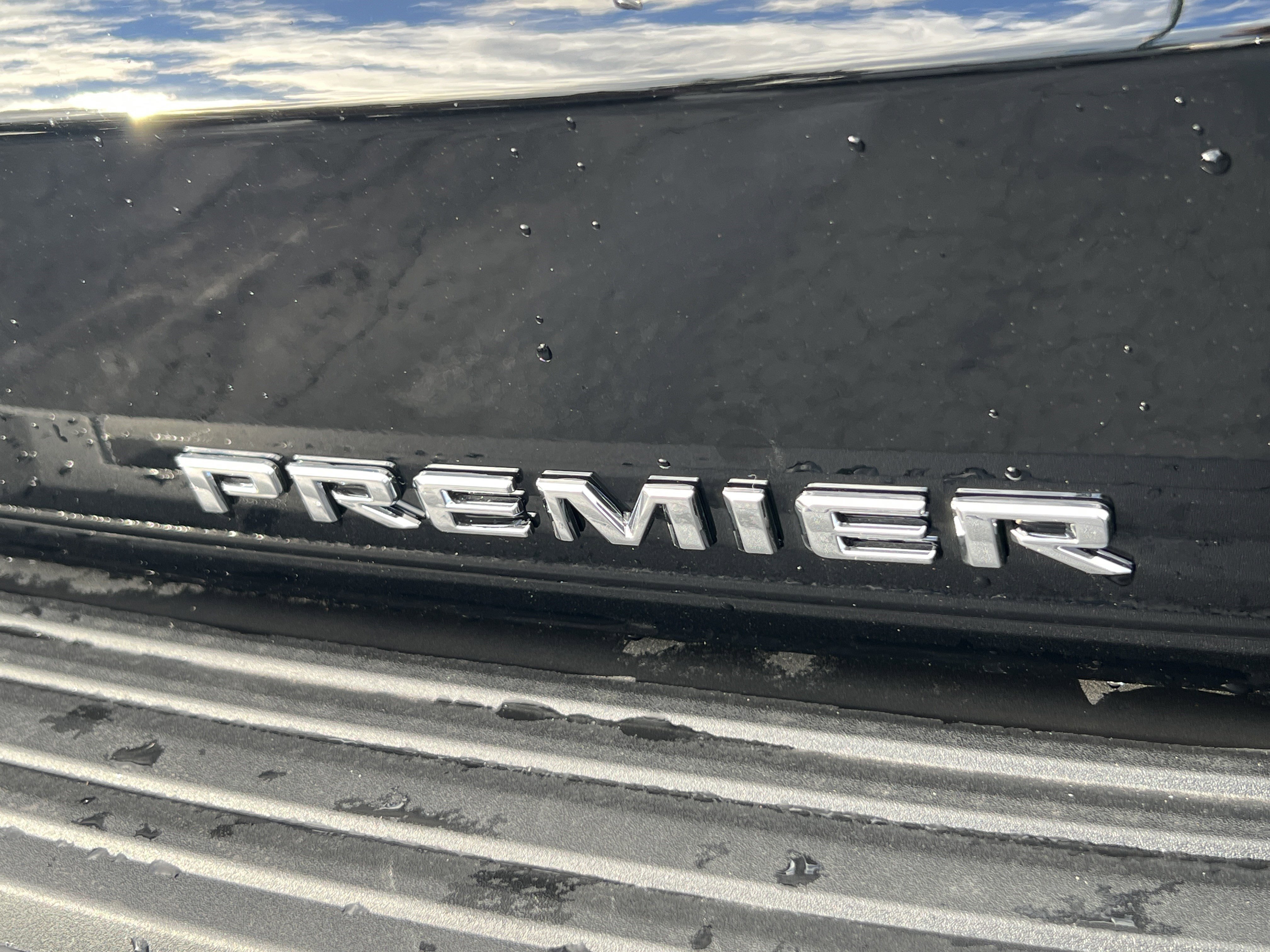 New 2026 Chevrolet Tahoe Premier image 9