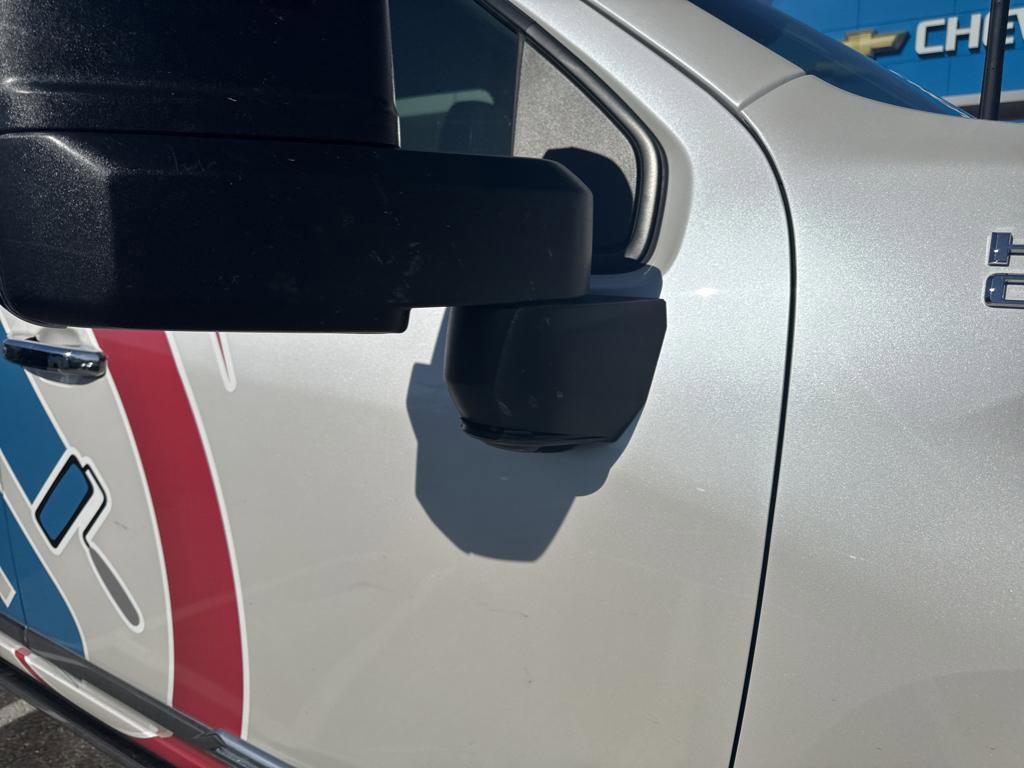 Used 2025 Chevrolet Silverado 2500 High Country w/ Z71 Off-Road Package image 8