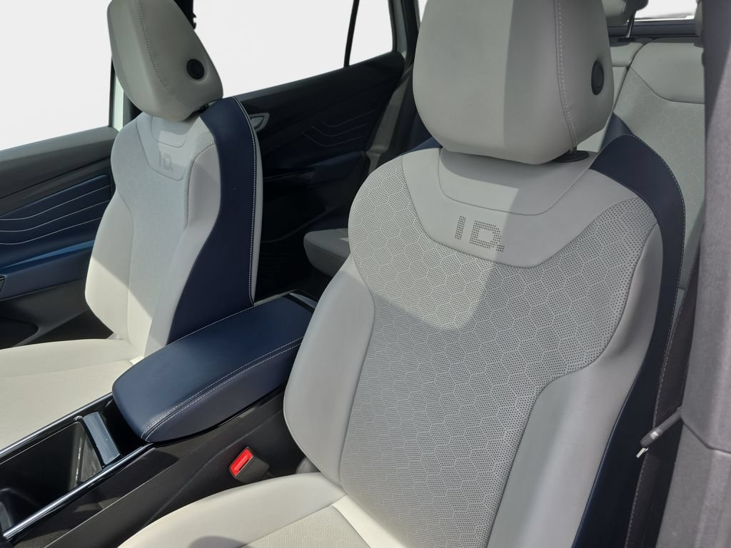Used 2024 Volkswagen ID.4 S RWD image 23