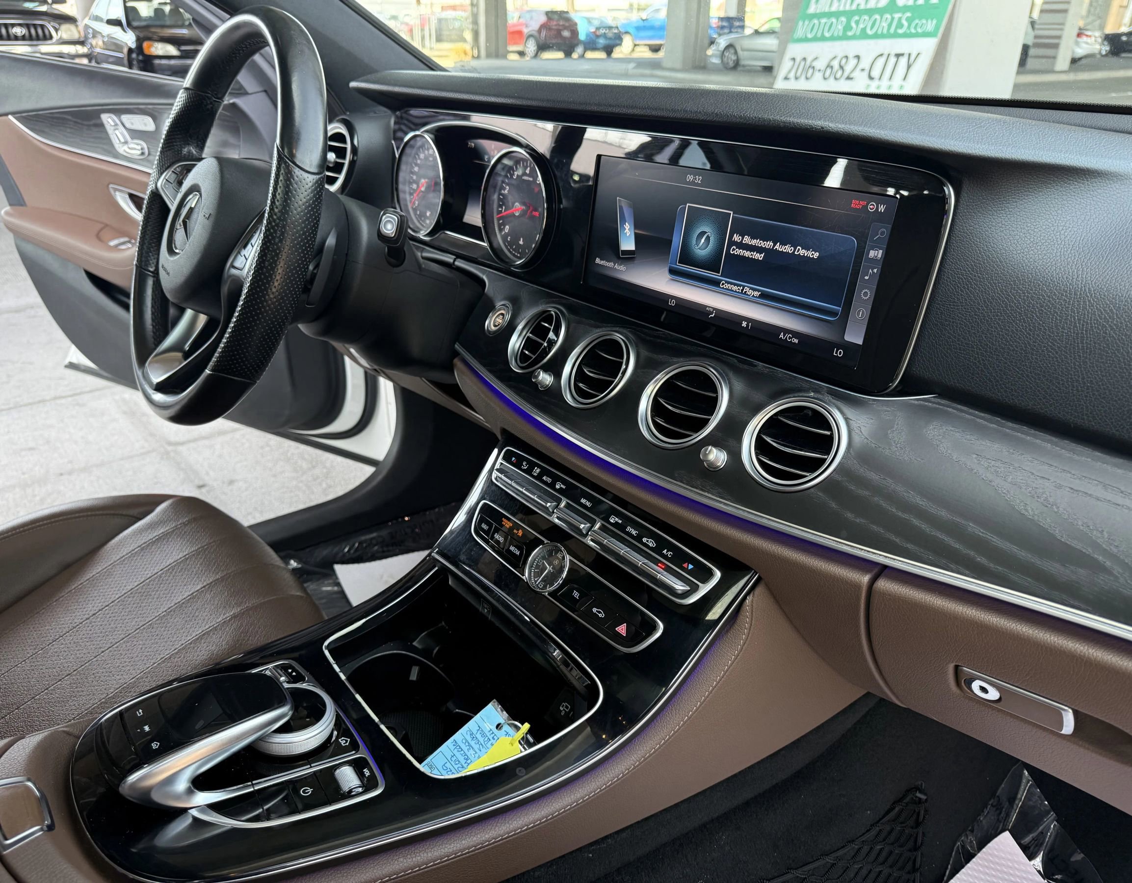 Used 2017 Mercedes-Benz E 300 image 21