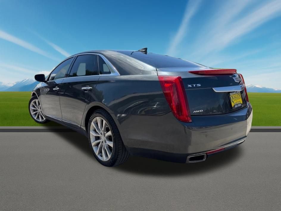 Used 2017 Cadillac XTS Luxury AWD/4WD image 3