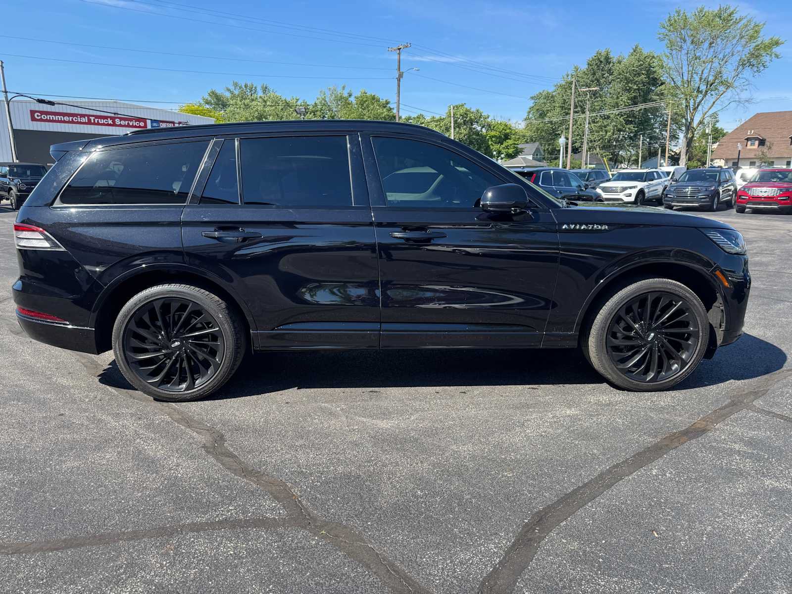Used 2025 Lincoln Aviator Reserve w/ Jet Appearance Package AWD/4WD image 14