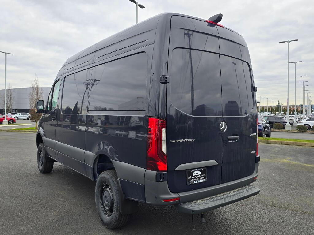 New 2026 Mercedes-Benz Sprinter 144 Cargo image 4