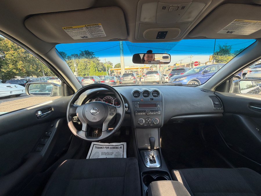 Used 2011 Nissan Altima 2.5 S FWD image 32