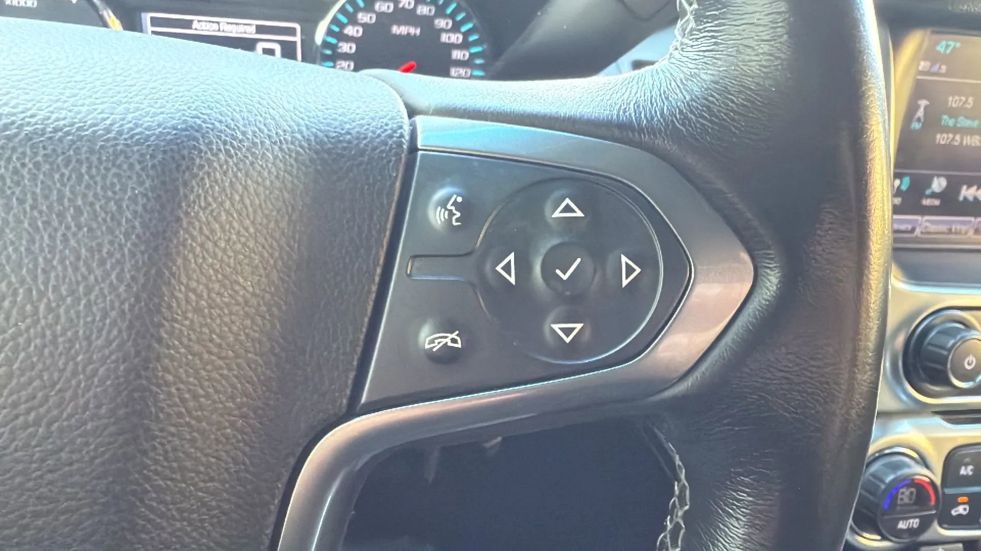 Used 2018 Chevrolet Tahoe LT image 11