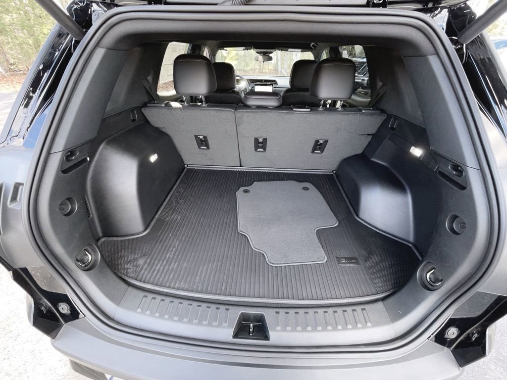 New 2026 GMC Terrain Elevation w/ Elevation Premium Package image 33