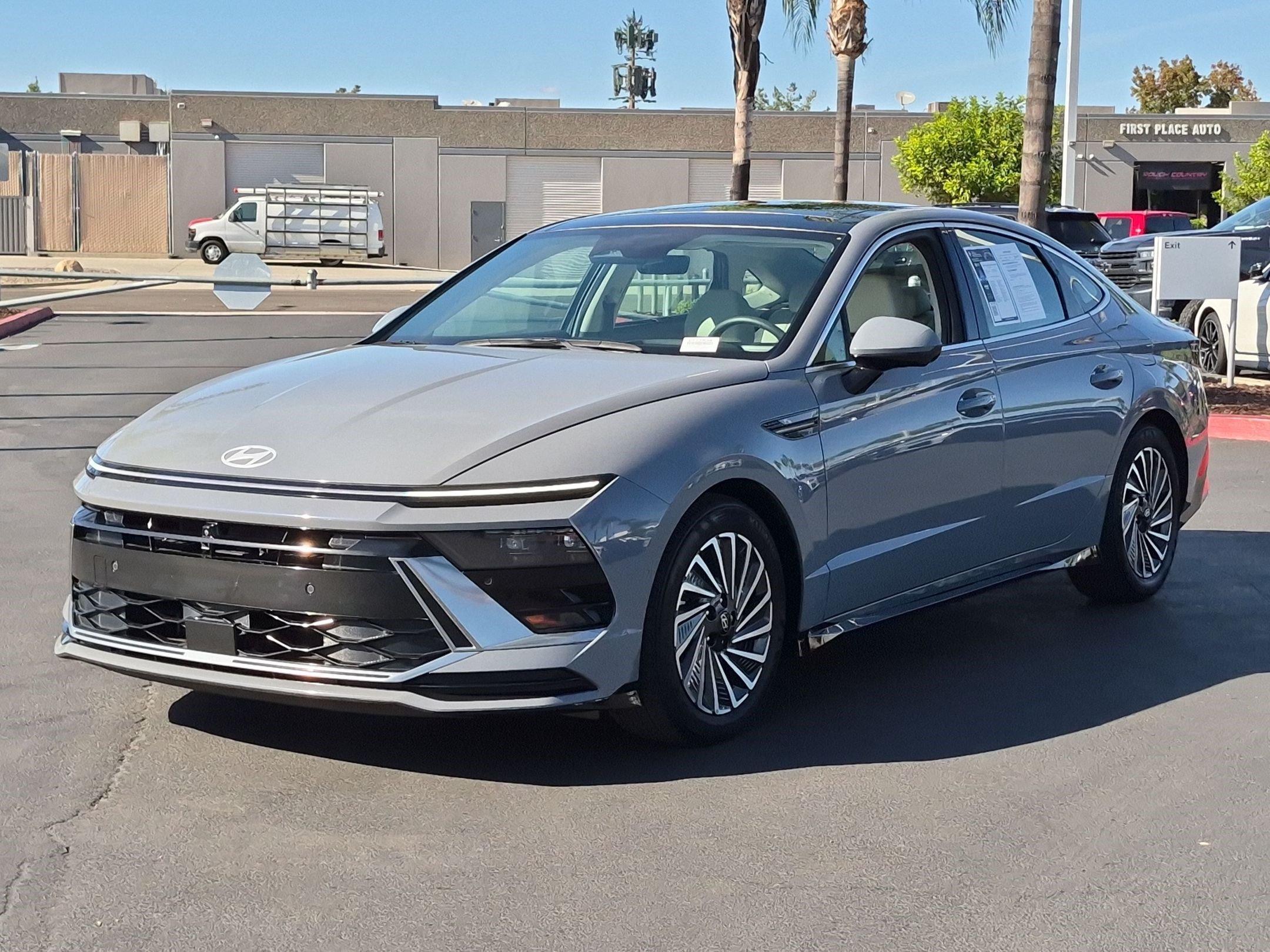Used 2024 Hyundai Sonata Limited FWD image 5