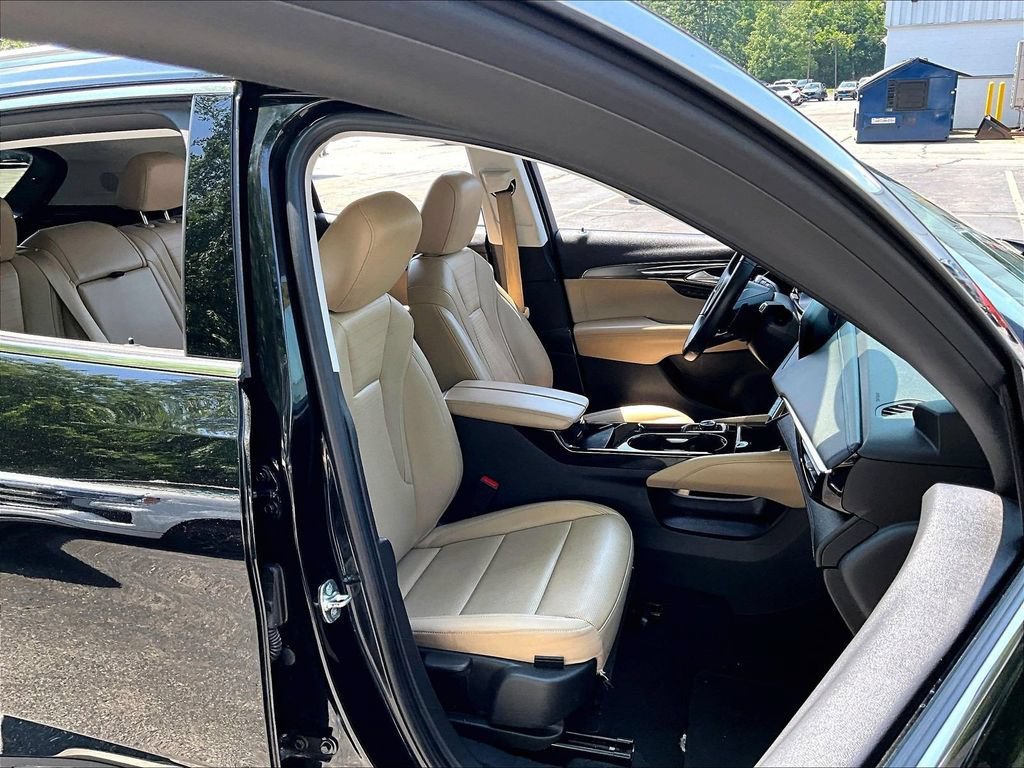 Used 2024 Buick Envision Preferred AWD/4WD image 11