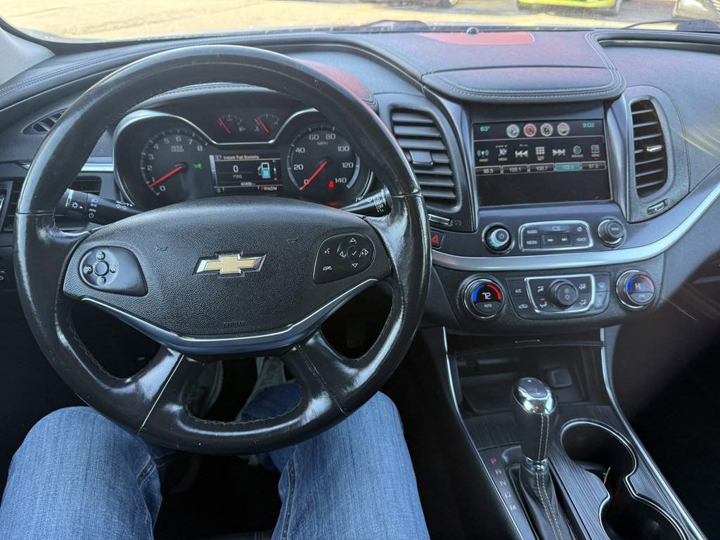 Used 2019 Chevrolet Impala LT FWD image 18
