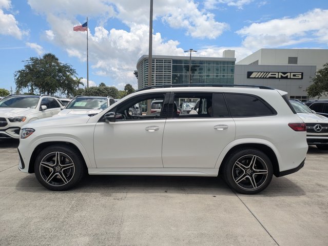 New 2026 Mercedes-Benz GLS 450 4MATIC image 5