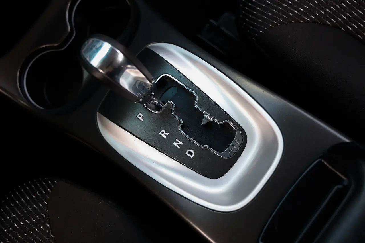 Used 2020 Dodge Journey SE FWD image 35