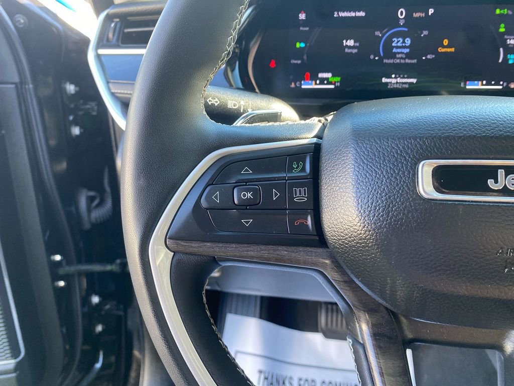 Used 2023 Jeep Grand Cherokee 4WD 4xe image 16