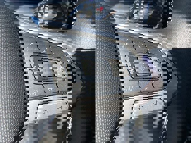 New 2025 Volkswagen Tiguan SE image 29