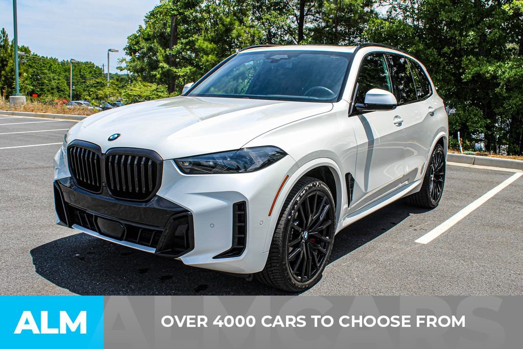 Used 2024 BMW X5 xDrive40i w/ M Sport Package AWD/4WD image 3
