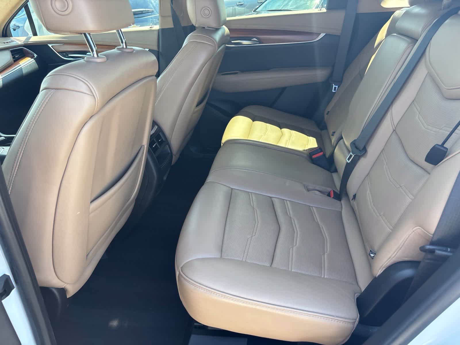 Used 2019 Cadillac XT5 Platinum AWD/4WD image 13