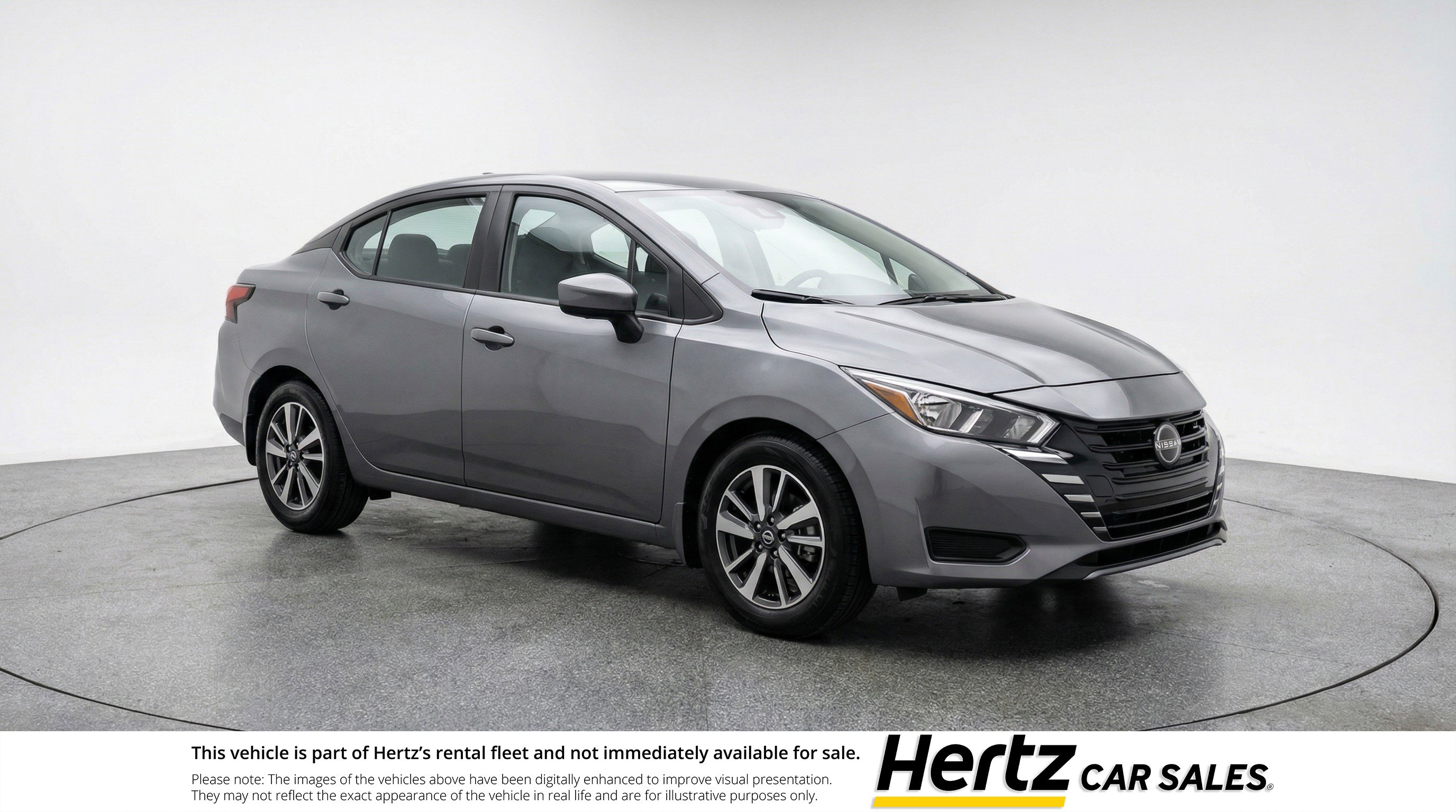 Used 2025 Nissan Versa SV image 1