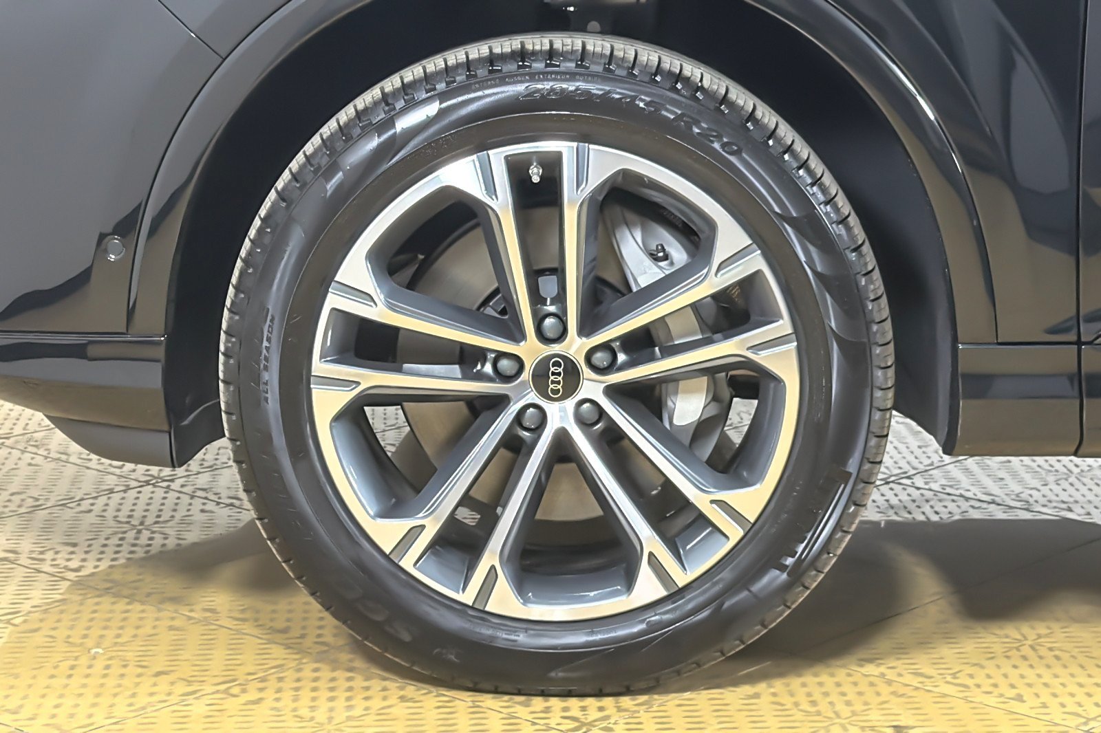 New 2026 Audi Q7 2.0T Premium AWD/4WD image 26