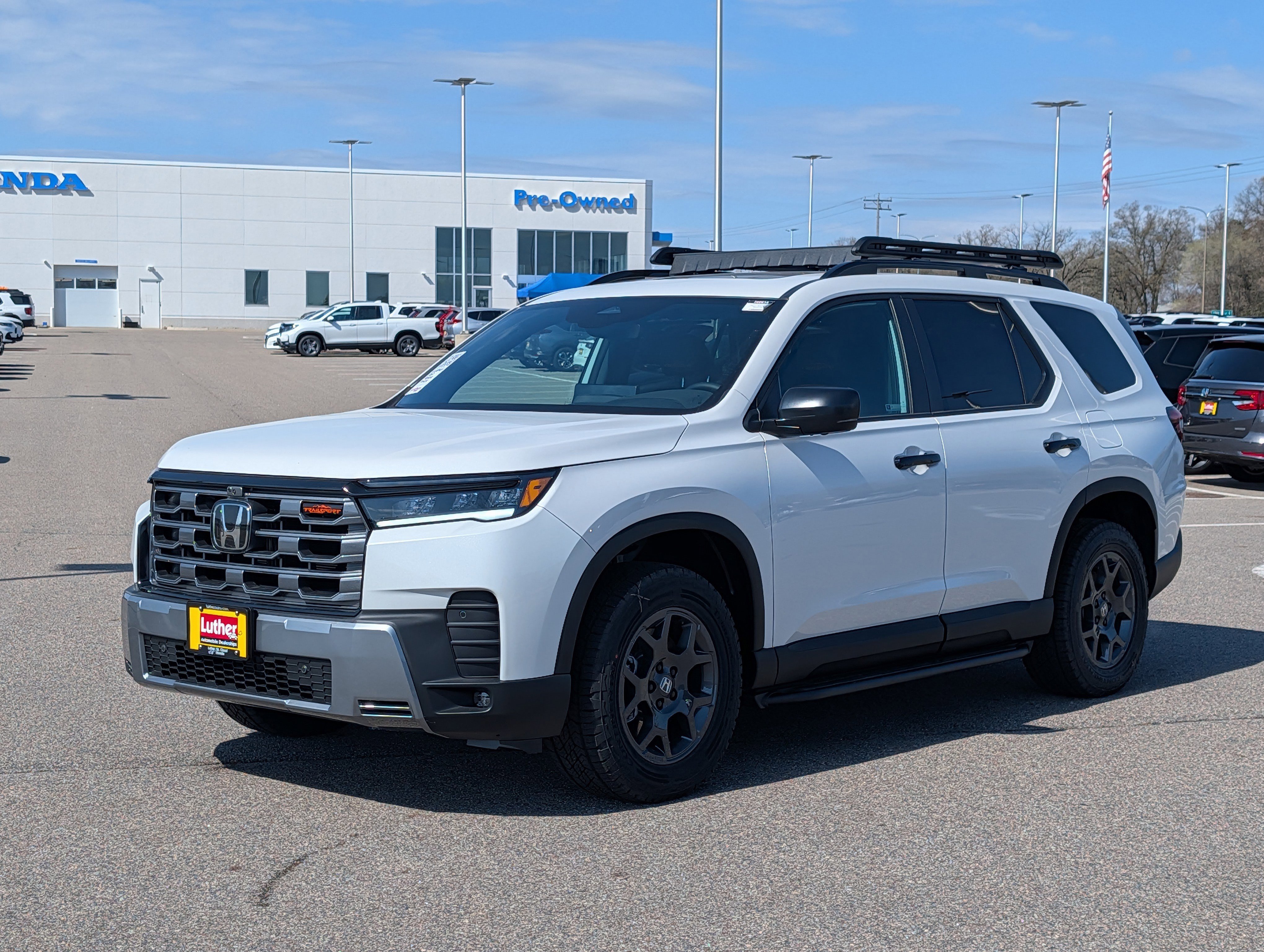 New 2026 Honda Pilot TrailSport image 2