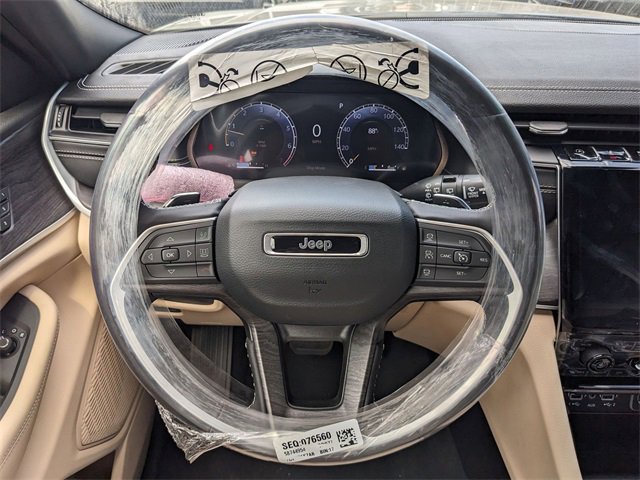 New 2025 Jeep Grand Cherokee L Limited image 18
