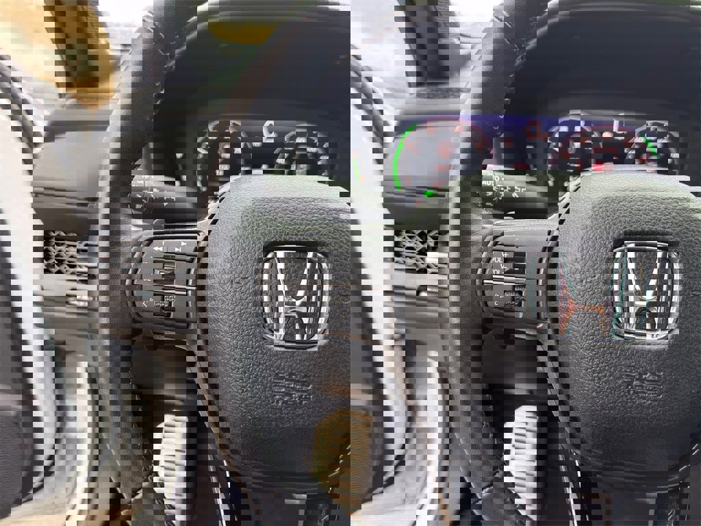 Used 2024 Honda Accord Sport image 13