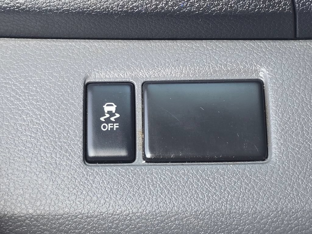 Used 2021 Nissan NV200 S FWD image 20