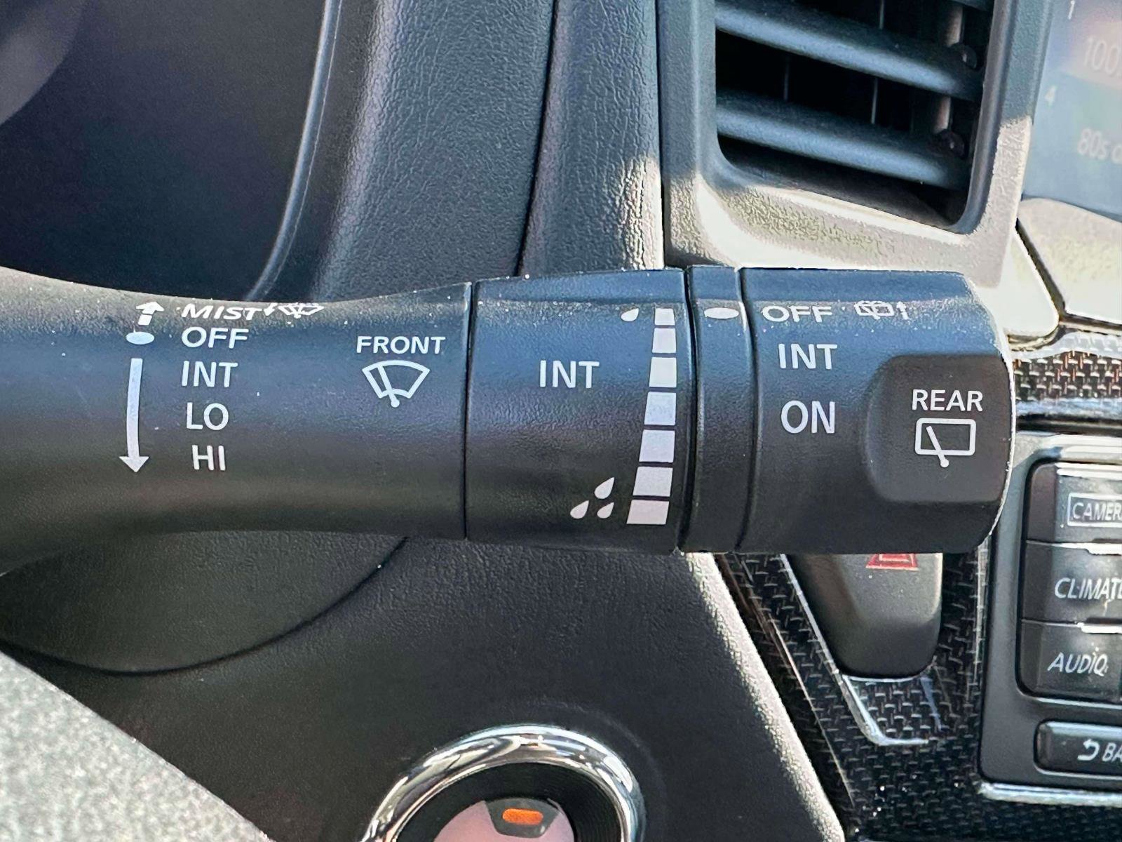 Used 2019 Nissan Pathfinder SL image 23