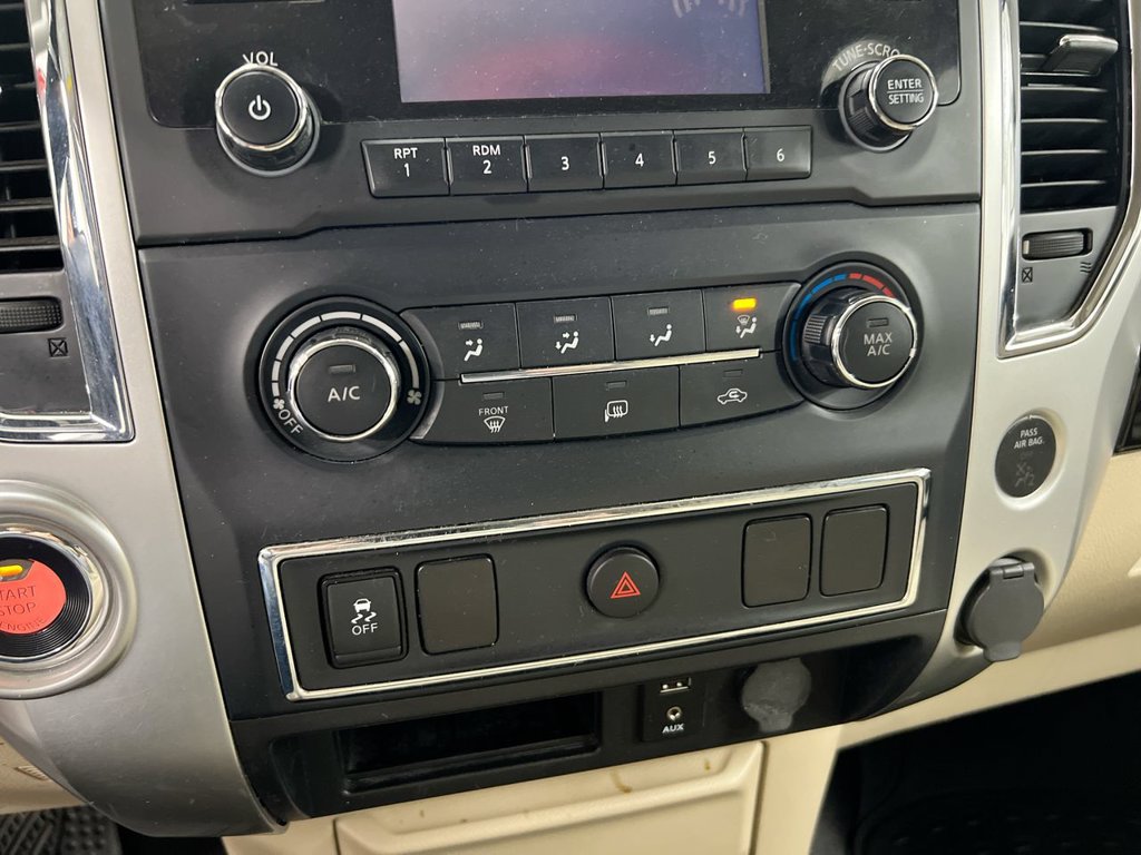 Used 2017 Nissan Titan SV RWD image 15